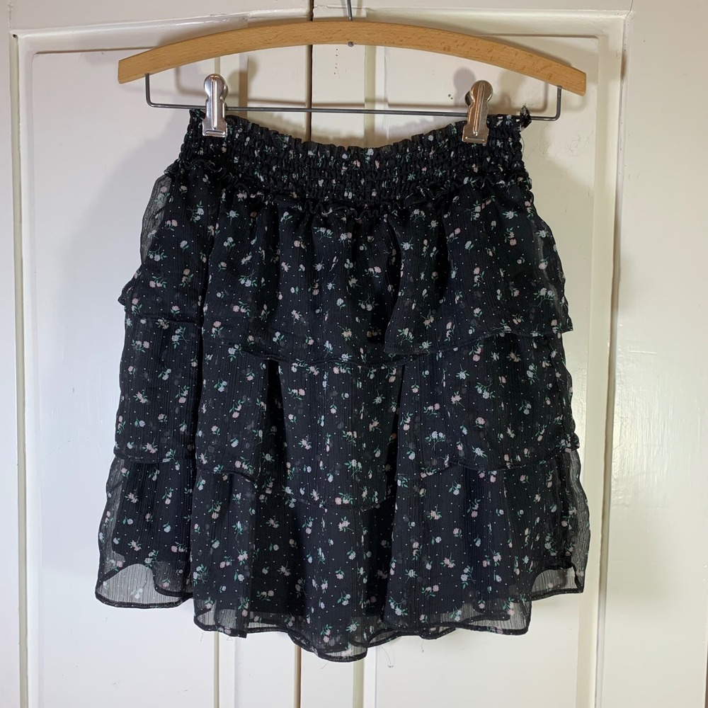 H&M Divided Black Floral Tiered Ruffle Mini Skirt Smocked Waist Small Whimsigoth